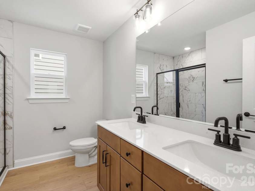 13115 Foxberry Road, Charlotte, NC 28213.  MLS# CAR4335861, YatesRealty ID 36240. Bath 2