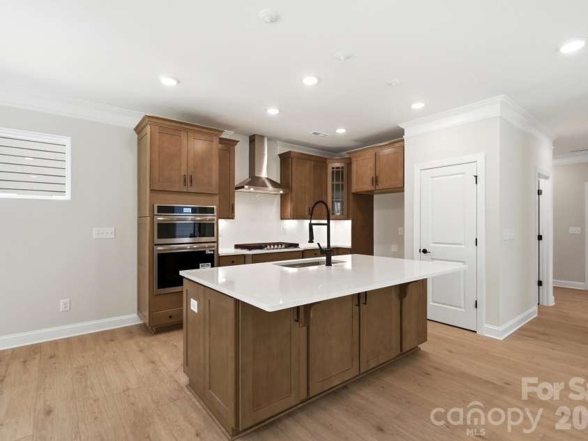 13115 Foxberry Road, Charlotte, NC 28213.  MLS# CAR4335861, YatesRealty ID 36240. Kitchen