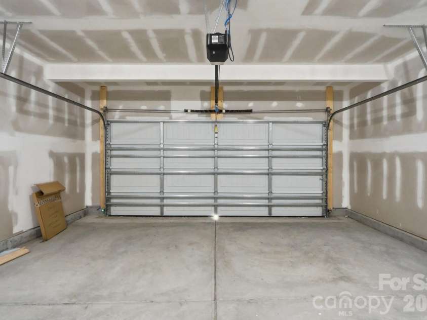 13115 Foxberry Road, Charlotte, NC 28213.  MLS# CAR4335861, YatesRealty ID 36240. Two Car Garage