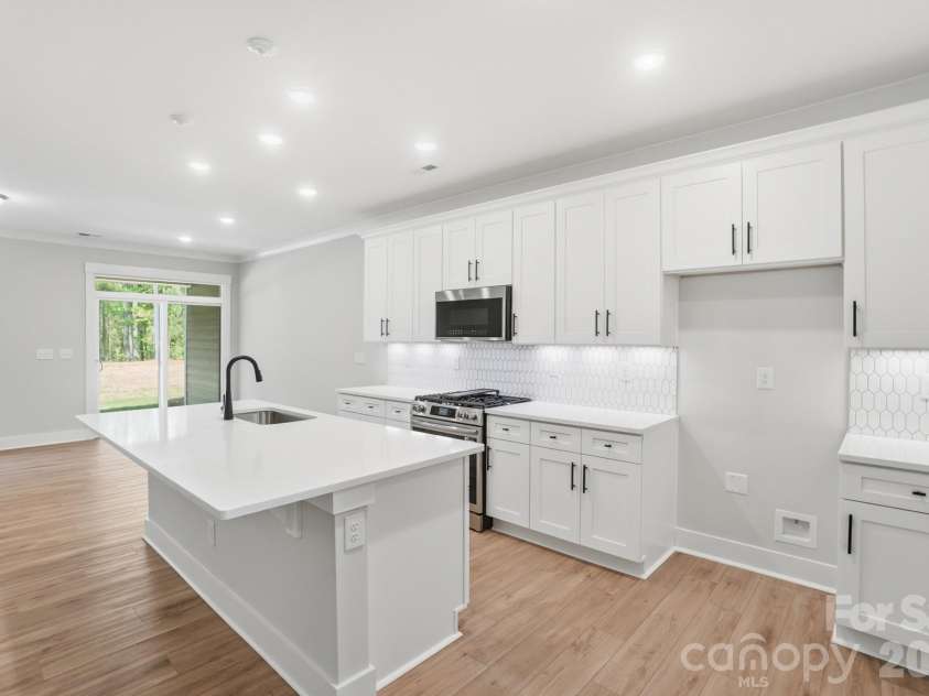 207 Viburnum Road, Waxhaw, NC 28173.  MLS# CAR4368137, YatesRealty ID 36241. 
