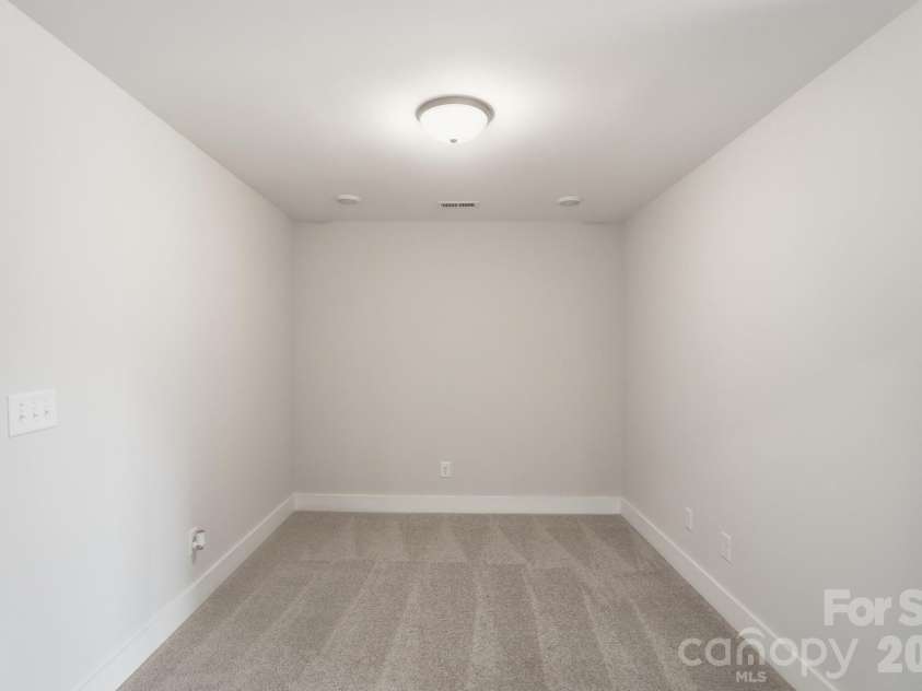 207 Viburnum Road, Waxhaw, NC 28173.  MLS# CAR4368137, YatesRealty ID 36241. 
