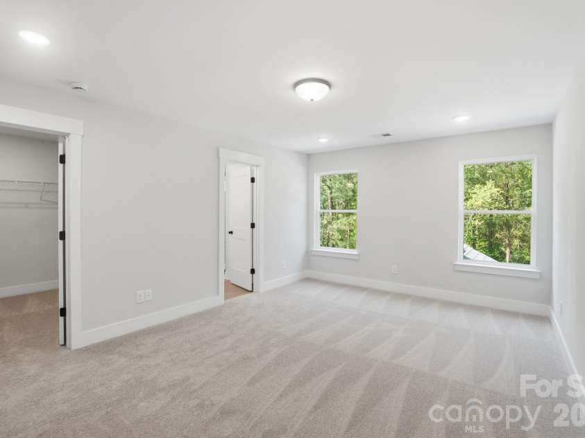 207 Viburnum Road, Waxhaw, NC 28173.  MLS# CAR4368137, YatesRealty ID 36241. 