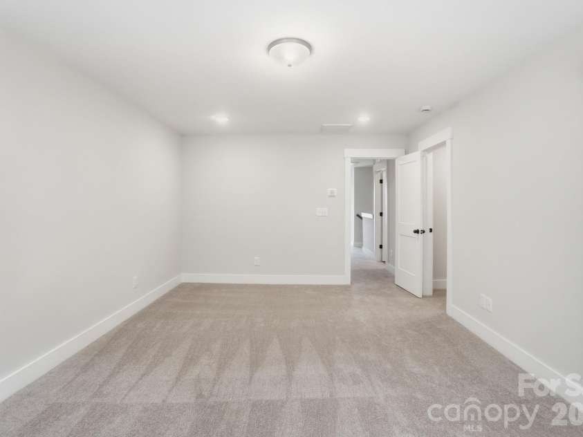 207 Viburnum Road, Waxhaw, NC 28173.  MLS# CAR4368137, YatesRealty ID 36241. 