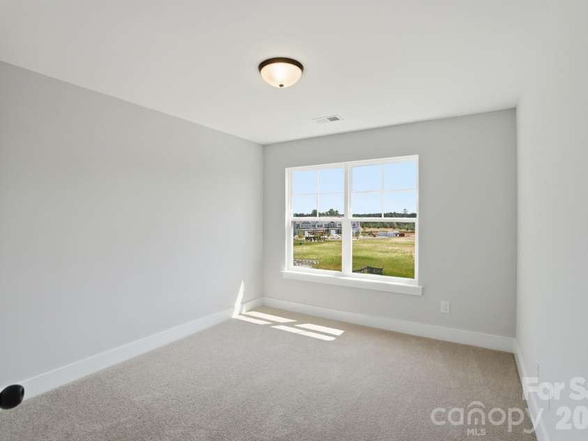 207 Viburnum Road, Waxhaw, NC 28173.  MLS# CAR4368137, YatesRealty ID 36241. 