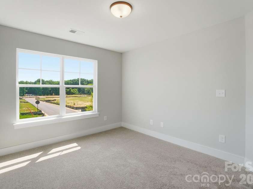 207 Viburnum Road, Waxhaw, NC 28173.  MLS# CAR4368137, YatesRealty ID 36241. 