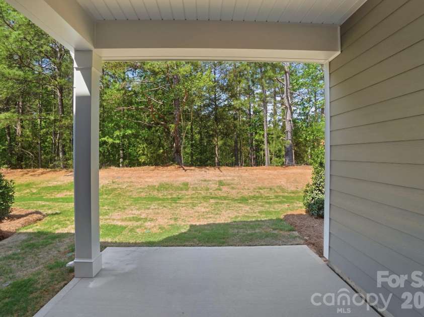 207 Viburnum Road, Waxhaw, NC 28173.  MLS# CAR4368137, YatesRealty ID 36241. 