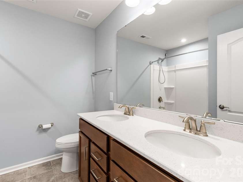 3442 Duchess Avenue, Indian Land, SC 29707.  MLS# CAR4376406, YatesRealty ID 36242. Full Hall Bath