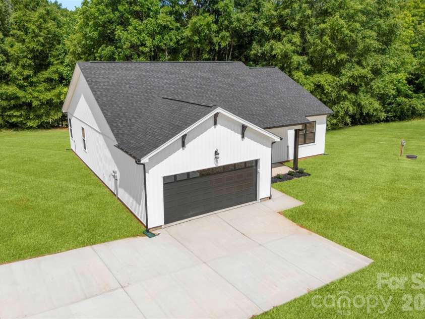 340 Jesse Safrit Road, Salisbury, NC 28147.  MLS# CAR4387625, YatesRealty ID 36244. 