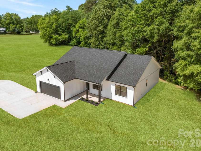 340 Jesse Safrit Road, Salisbury, NC 28147.  MLS# CAR4387625, YatesRealty ID 36244. 