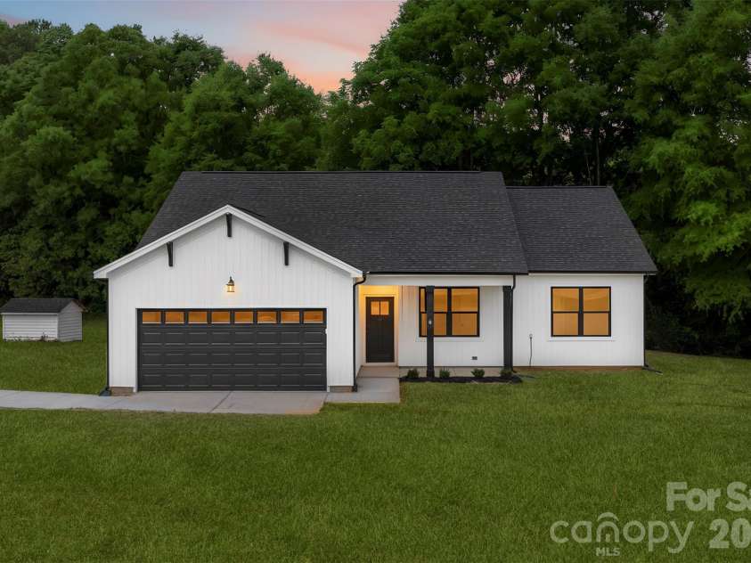 340 Jesse Safrit Road, Salisbury, NC 28147.  MLS# CAR4387625, YatesRealty ID 36244. 