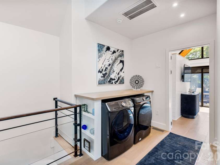 5447 Topping Place, Charlotte, NC 28209.  MLS# CAR4387538, YatesRealty ID 36246. Laundry
