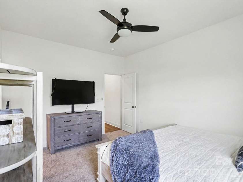 15228 Shallow Ridge Road, Charlotte, NC 28278.  MLS# CAR4393956, YatesRealty ID 36249. 