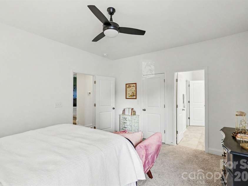 15228 Shallow Ridge Road, Charlotte, NC 28278.  MLS# CAR4393956, YatesRealty ID 36249. Bedroom