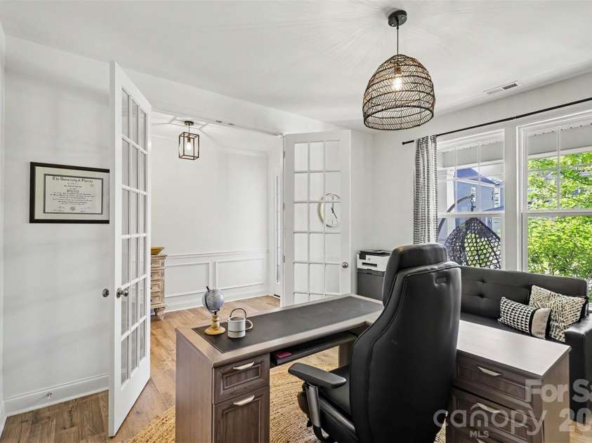 15228 Shallow Ridge Road, Charlotte, NC 28278.  MLS# CAR4393956, YatesRealty ID 36249. Office