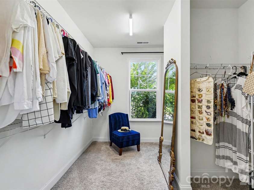 15228 Shallow Ridge Road, Charlotte, NC 28278.  MLS# CAR4393956, YatesRealty ID 36249. Primary Closet