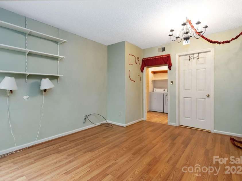 11001 Running Ridge Road, Charlotte, NC 28226.  MLS# CAR4304011, YatesRealty ID 3625. 