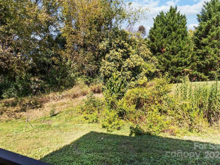 11001 Running Ridge Road, Charlotte, NC 28226.  MLS# CAR4304011, YatesRealty ID 3625. 