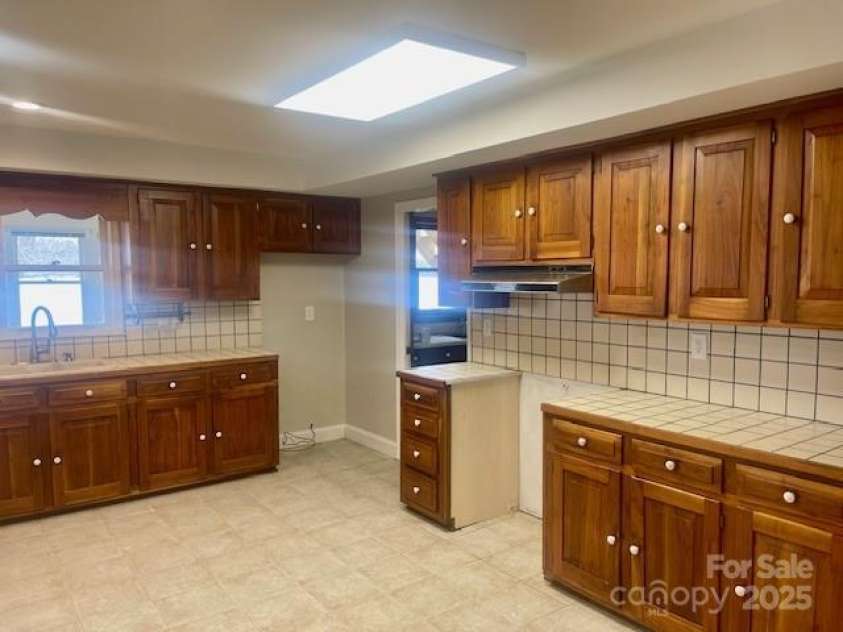 4220 Honeysuckle Road, Rock Hill, SC 29732.  MLS# CAR4225925, YatesRealty ID 3625. 