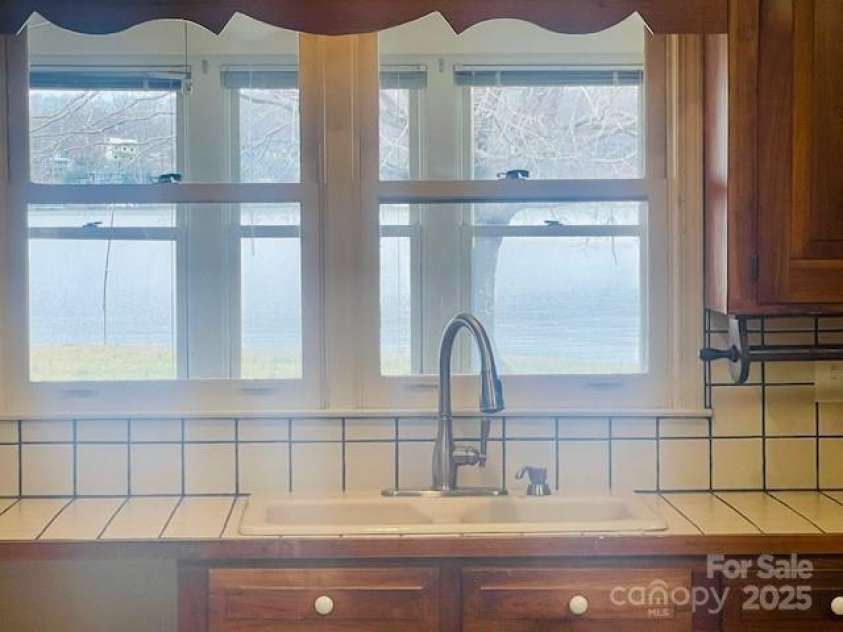 4220 Honeysuckle Road, Rock Hill, SC 29732.  MLS# CAR4225925, YatesRealty ID 3625. 