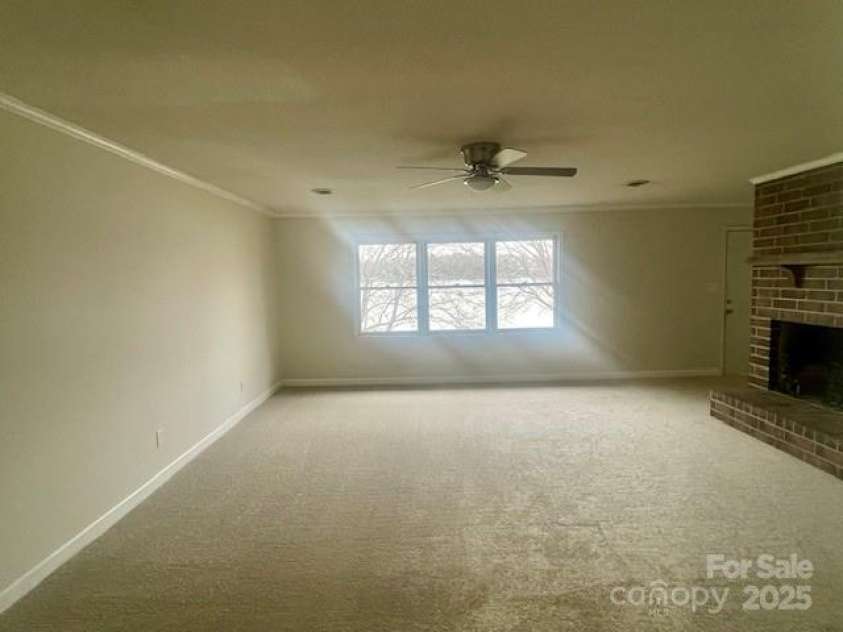 4220 Honeysuckle Road, Rock Hill, SC 29732.  MLS# CAR4225925, YatesRealty ID 3625. 