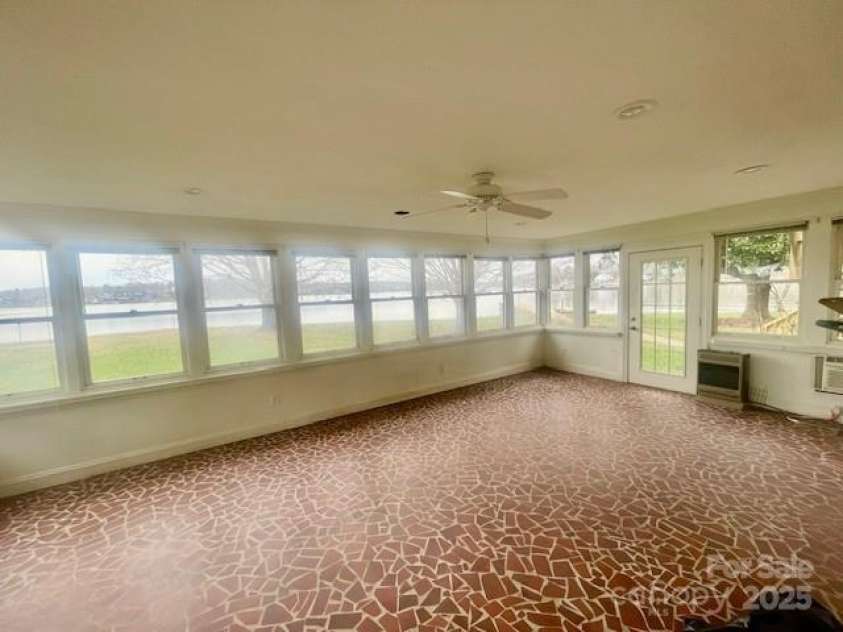 4220 Honeysuckle Road, Rock Hill, SC 29732.  MLS# CAR4225925, YatesRealty ID 3625. 