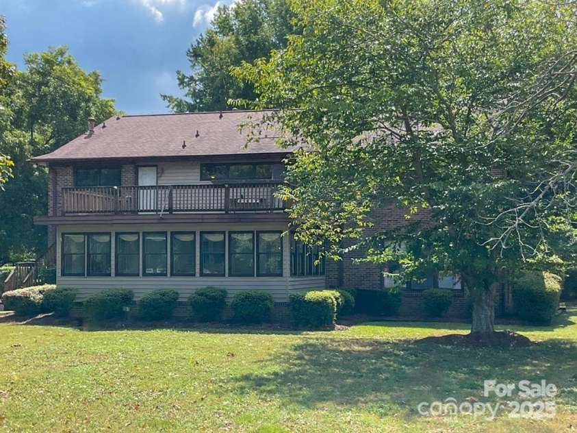 4220 Honeysuckle Road, Rock Hill, SC 29732.  MLS# CAR4225925, YatesRealty ID 3625. 