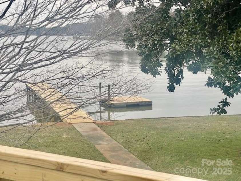 4220 Honeysuckle Road, Rock Hill, SC 29732.  MLS# CAR4225925, YatesRealty ID 3625. 