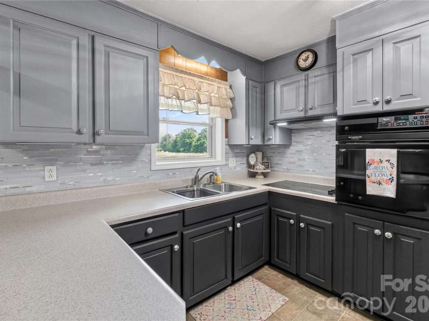1316 Drumstand Road, Stony Point, NC 28678.  MLS# CAR4395565, YatesRealty ID 36250. 