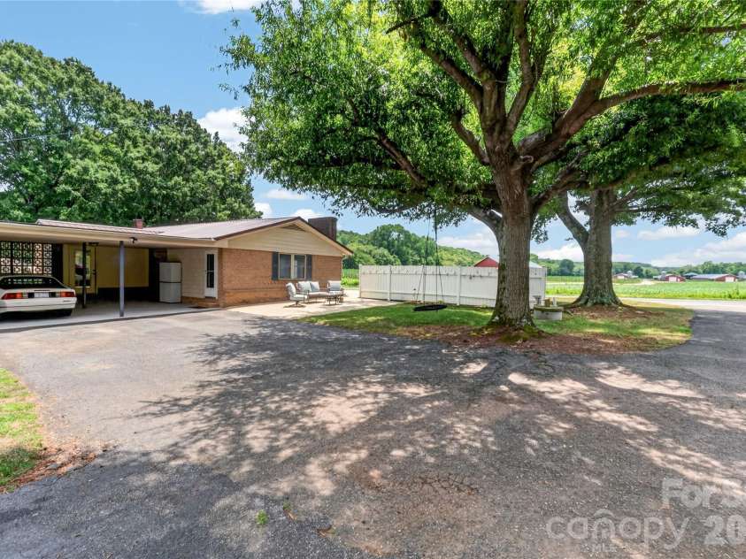 1316 Drumstand Road, Stony Point, NC 28678.  MLS# CAR4395565, YatesRealty ID 36250. 