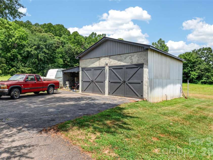 1316 Drumstand Road, Stony Point, NC 28678.  MLS# CAR4395565, YatesRealty ID 36250. 