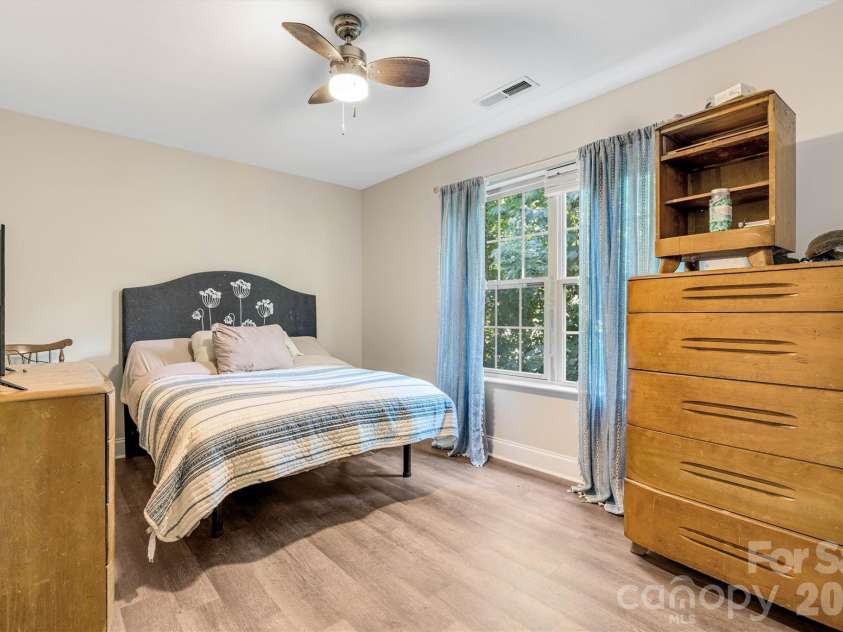 1915 Lynmore Drive, Sherrills Ford, NC 28673.  MLS# CAR4397837, YatesRealty ID 36252. Bedroom 2