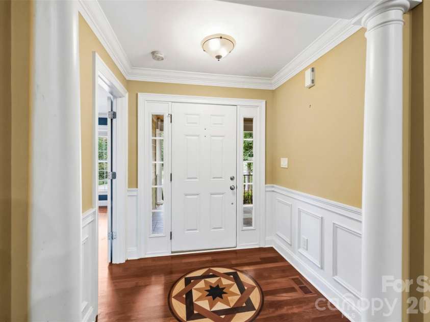 100 Jason Drive, Kings Mountain, NC 28086.  MLS# CAR4398566, YatesRealty ID 36253. 