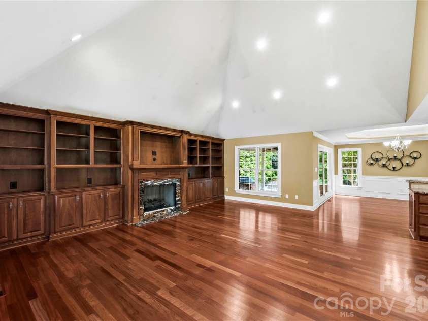 100 Jason Drive, Kings Mountain, NC 28086.  MLS# CAR4398566, YatesRealty ID 36253. 