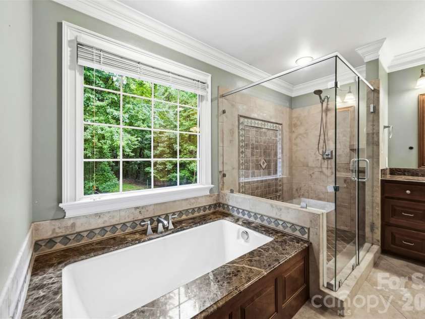 100 Jason Drive, Kings Mountain, NC 28086.  MLS# CAR4398566, YatesRealty ID 36253. 
