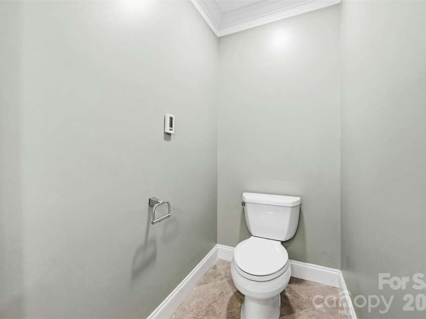 100 Jason Drive, Kings Mountain, NC 28086.  MLS# CAR4398566, YatesRealty ID 36253. 