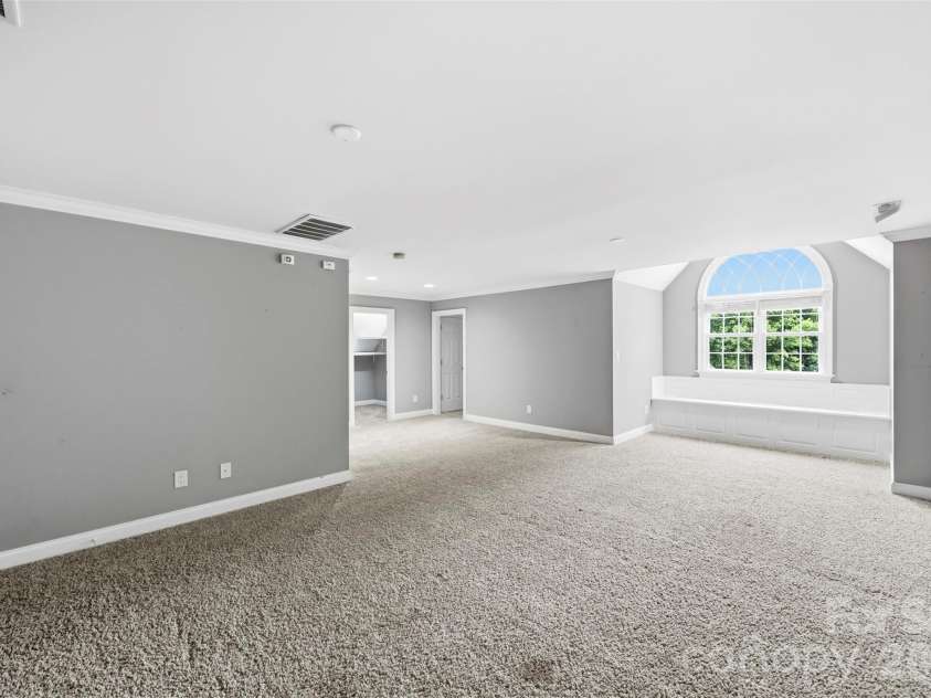 100 Jason Drive, Kings Mountain, NC 28086.  MLS# CAR4398566, YatesRealty ID 36253. 