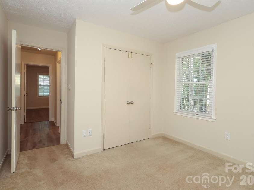 2248 Lawton Bluff Road, Charlotte, NC 28226.  MLS# CAR4399037, YatesRealty ID 36254. 