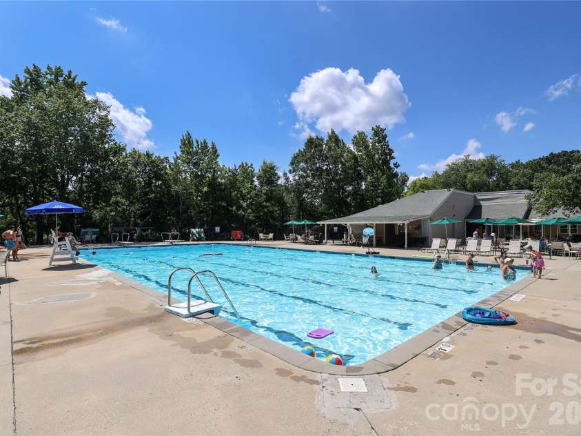 2248 Lawton Bluff Road, Charlotte, NC 28226.  MLS# CAR4399037, YatesRealty ID 36254. 