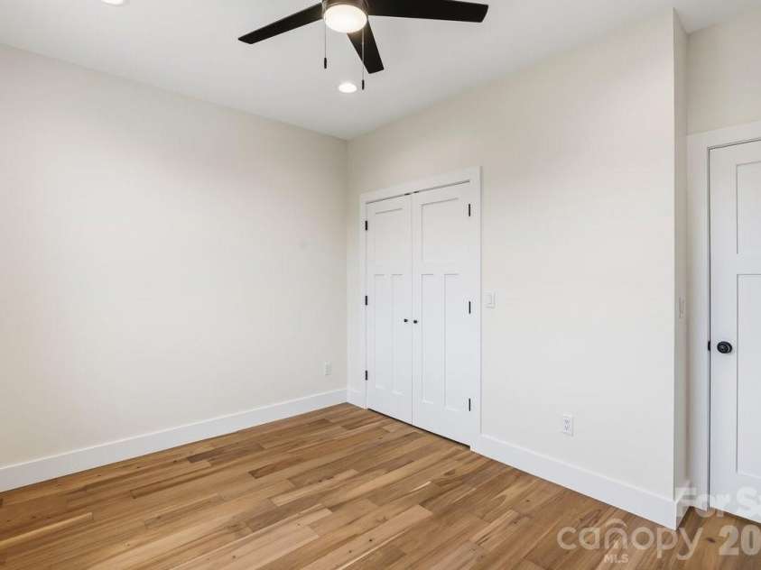 49 Grace Court, Mars Hill, NC 28754.  MLS# CAR4398069, YatesRealty ID 36256. 