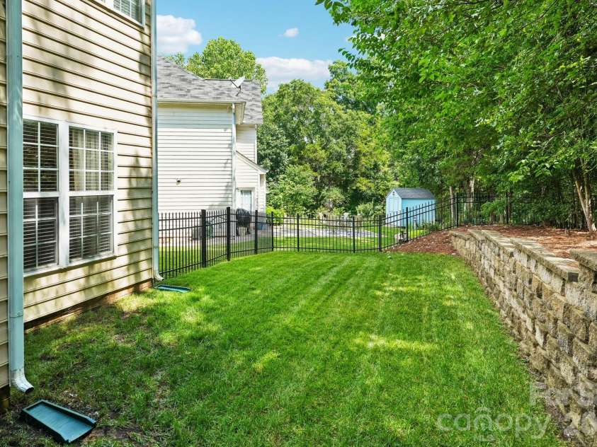 7809 Pinecroft Court, Harrisburg, NC 28075.  MLS# CAR4399247, YatesRealty ID 36257. 