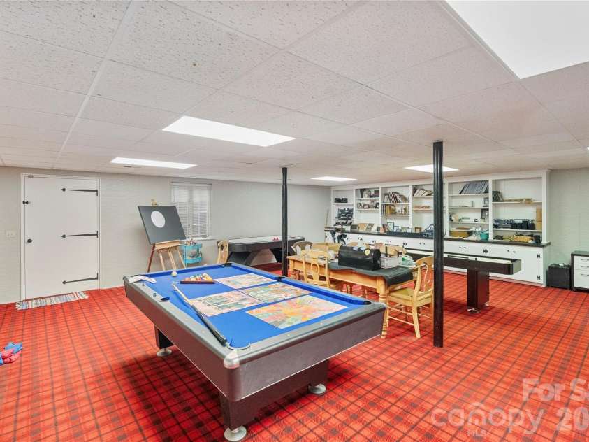 2915 Old Stage Road, Gastonia, NC 28052.  MLS# CAR4399445, YatesRealty ID 36259. 