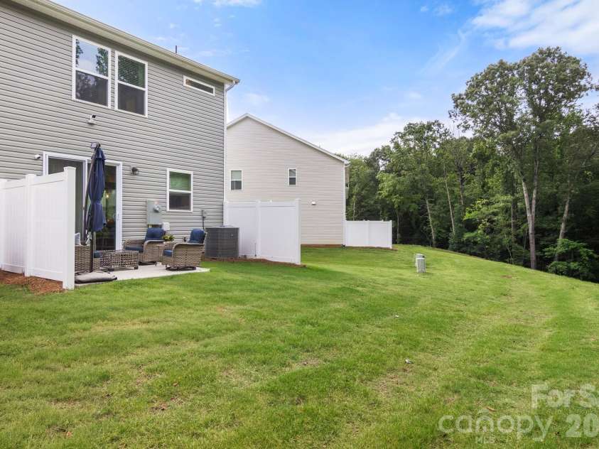 3030 Big Bend Drive, Concord, NC 28025.  MLS# CAR4399232, YatesRealty ID 36260. 