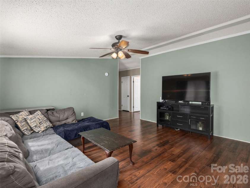 36 Jason Case Drive, Candler, NC 28715.  MLS# CAR4400838, YatesRealty ID 36261. 