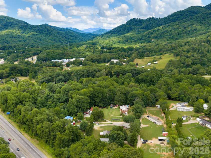 36 Jason Case Drive, Candler, NC 28715.  MLS# CAR4400838, YatesRealty ID 36261. 
