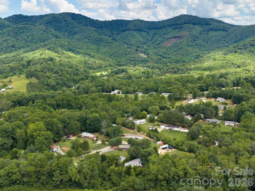 36 Jason Case Drive, Candler, NC 28715.  MLS# CAR4400838, YatesRealty ID 36261. 