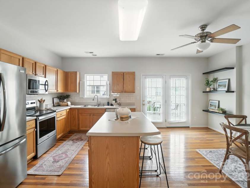 11738 Fiddlers Roof Lane, Charlotte, NC 28277.  MLS# CAR4289303, YatesRealty ID 36264. 