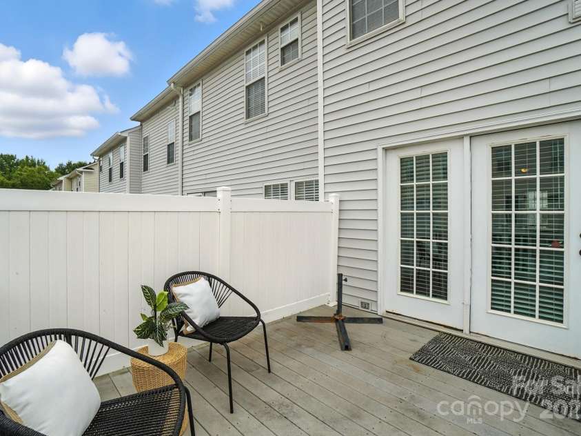 11738 Fiddlers Roof Lane, Charlotte, NC 28277.  MLS# CAR4289303, YatesRealty ID 36264. 