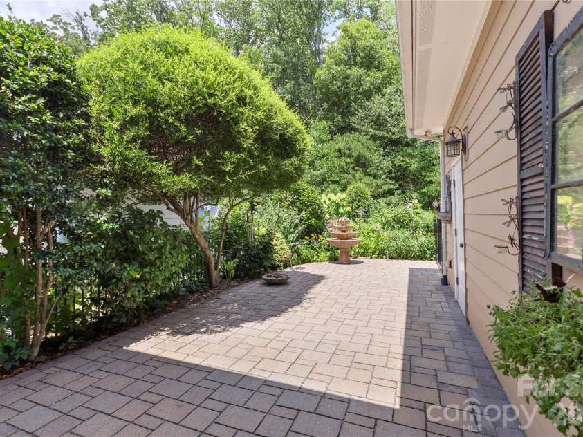 2145 Lexington Street, Belmont, NC 28012.  MLS# CAR4399353, YatesRealty ID 36265. 