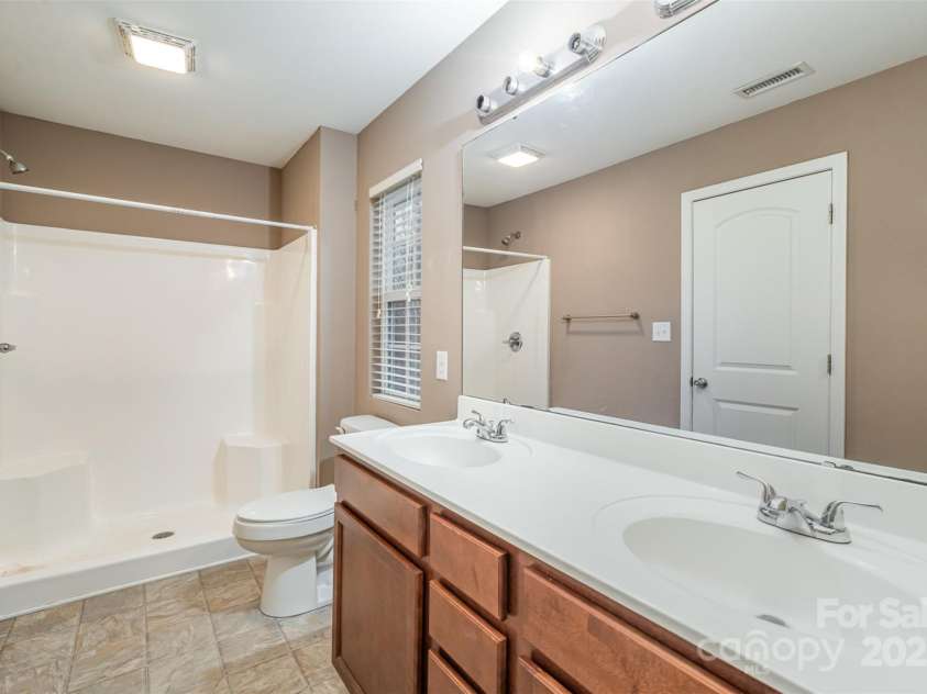 119 Lookout Point Place, Mooresville, NC 28115.  MLS# CAR4207070, YatesRealty ID 3627. 