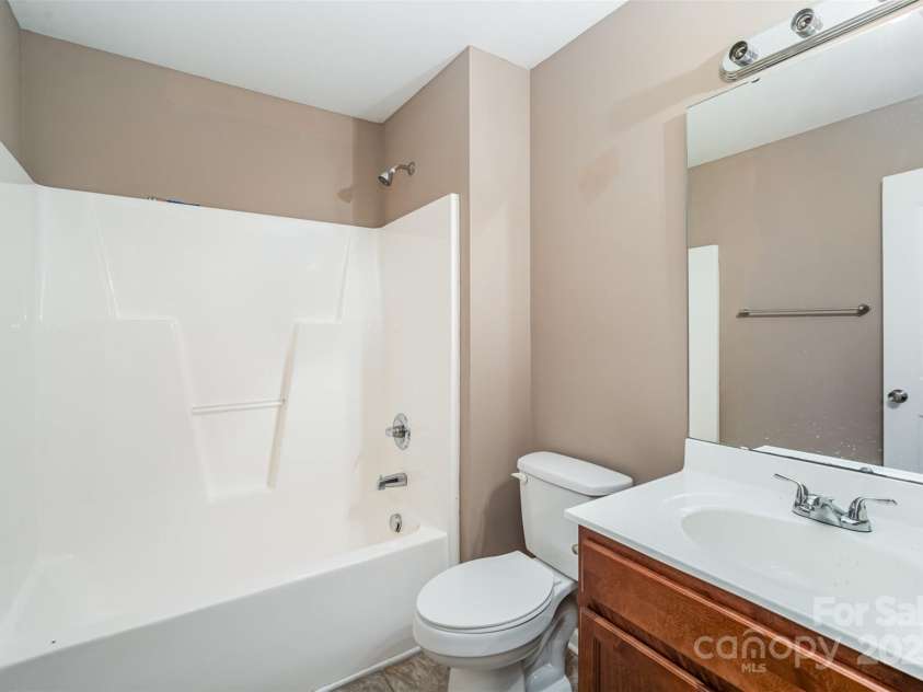 119 Lookout Point Place, Mooresville, NC 28115.  MLS# CAR4207070, YatesRealty ID 3627. 